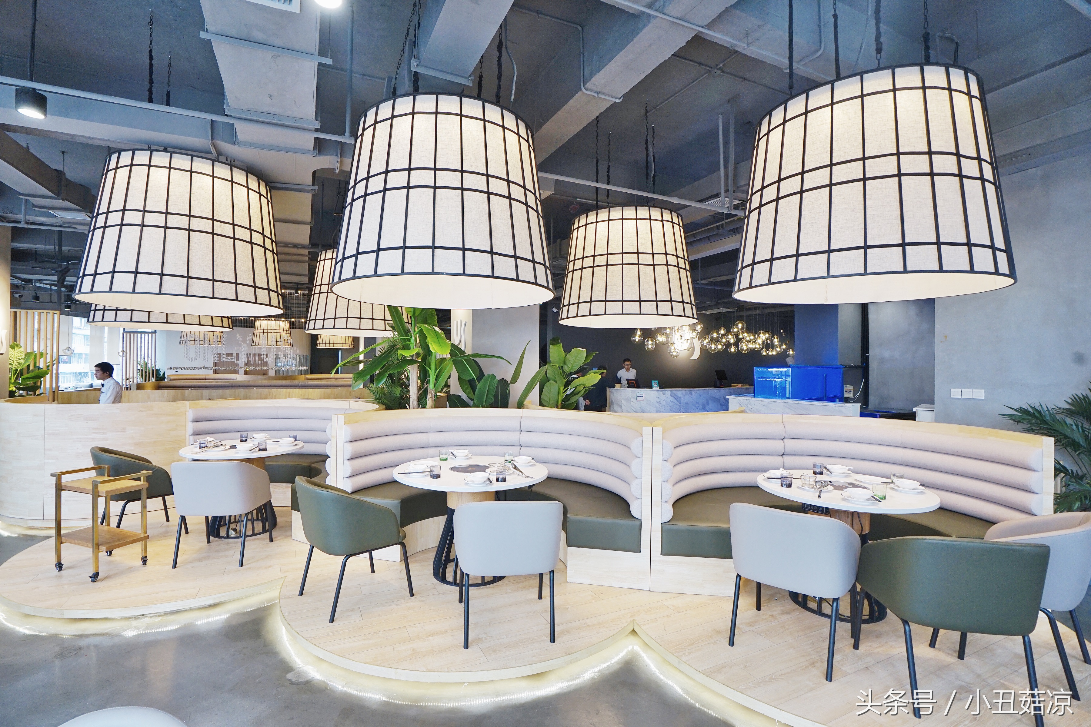 这里的海鲜竟然会蒸桑拿，让你一秒穿越到东南亚！