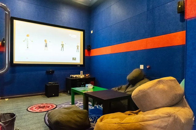 2000+部电影、游戏任意撸！这家影院堪称反套路约会NO.1圣地！