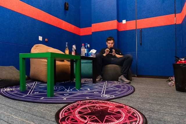 2000+部电影、游戏任意撸！这家影院堪称反套路约会NO.1圣地！