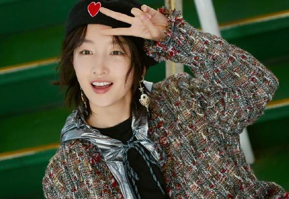 周冬雨短发造型图片欣赏,周冬雨短发造型真显高