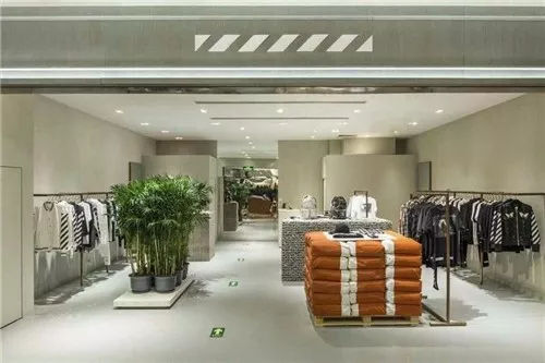 adidas三位高管因欺诈高中篮球运动员被判贪污罪