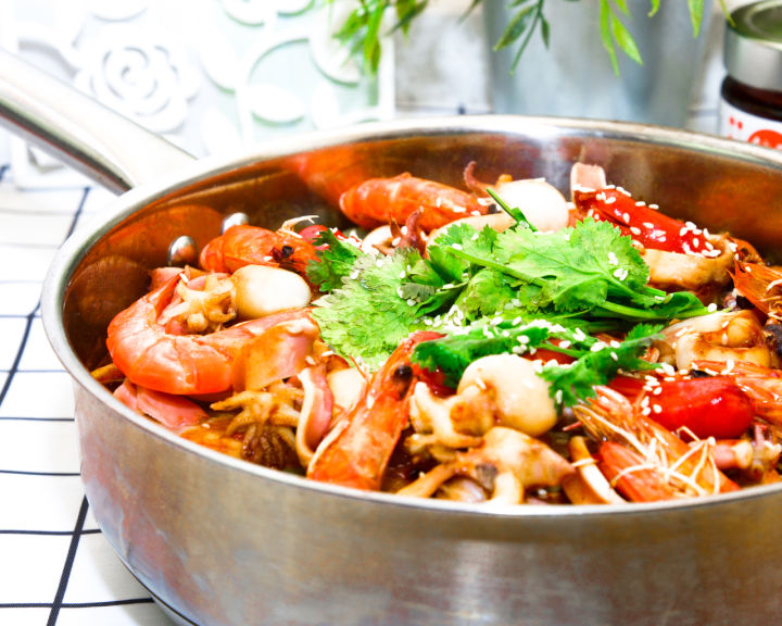 黄记煌三汁焖锅必点,黄记煌三汁焖锅家庭做饭