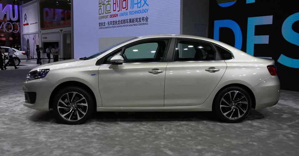 雪铁龙1.2tc4,1.2t雪铁龙c4l