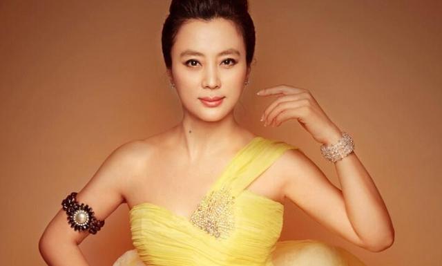 李玲玉生了几个儿子,李玲玉的老公是犹太人吗