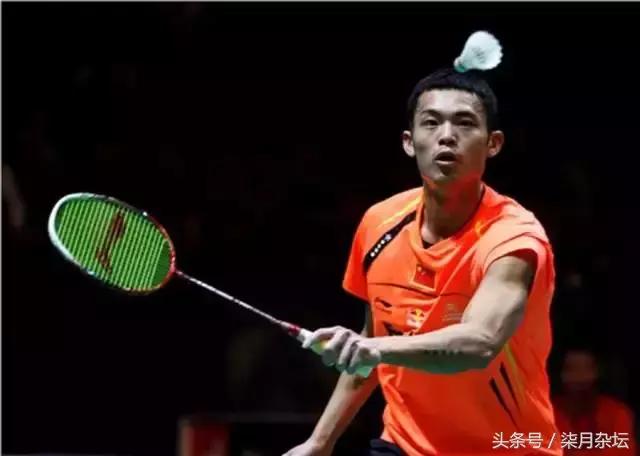 怎么让挥臂更快拍球,羽球如何避免挥拍甩大臂