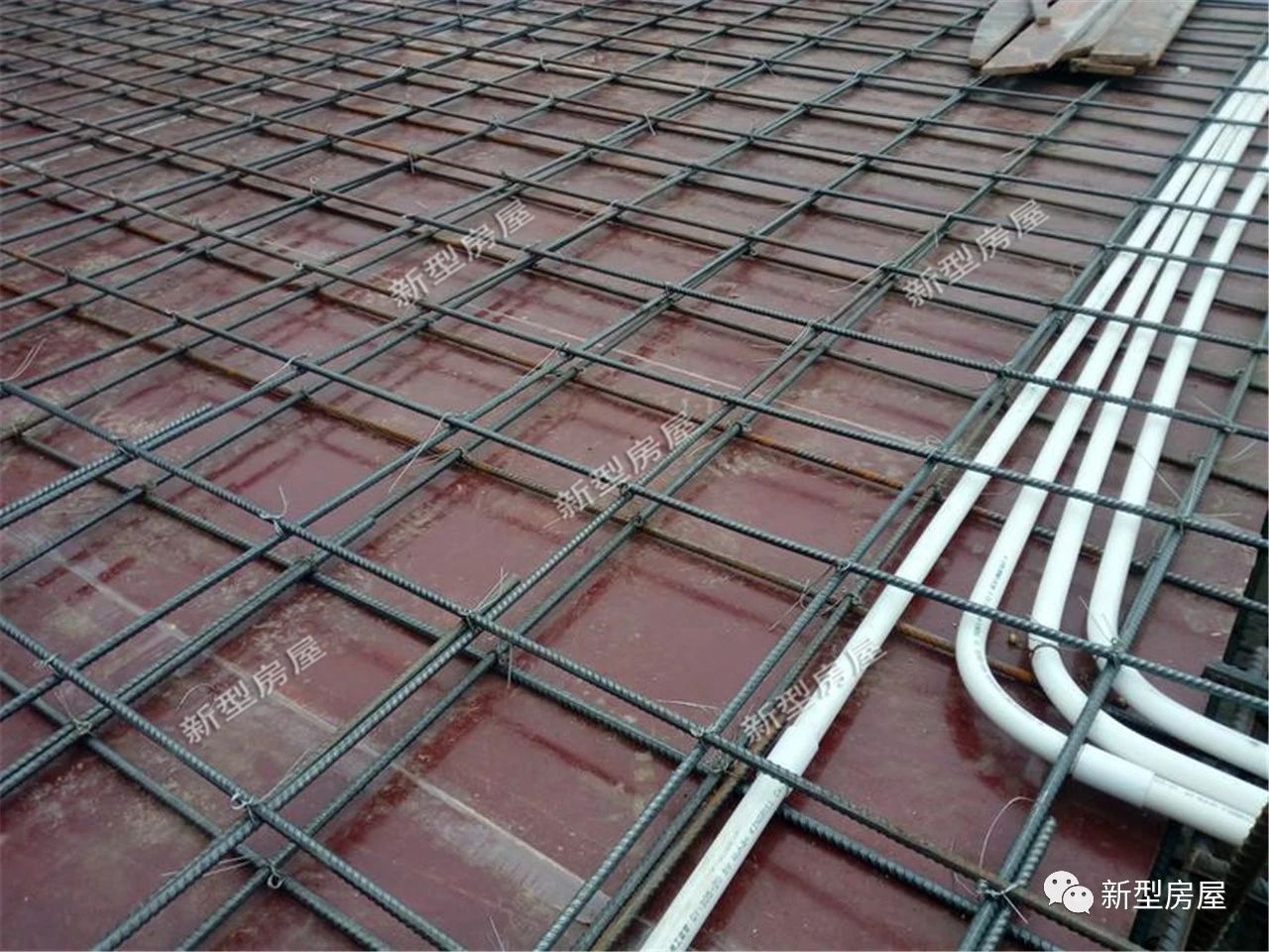 建房子用圆钢好还是用螺纹钢好,盘条是螺纹钢还是圆钢