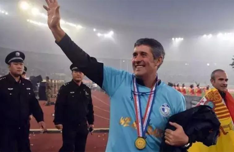 卡罗与大连一方会合？斩落超越冲超梦想不灭！深沪对决拒绝掉链子