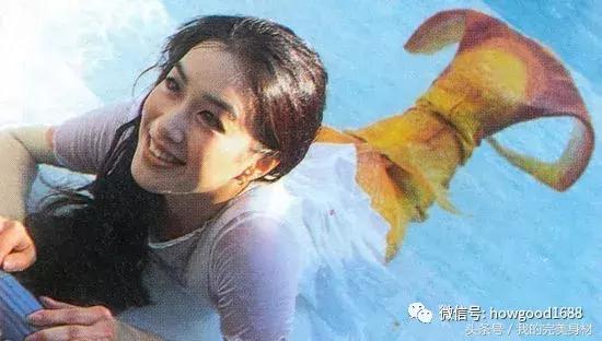 你离女神只差一个翘臀的距离!