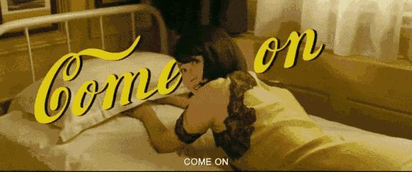 你离女神只差一个翘臀的距离!