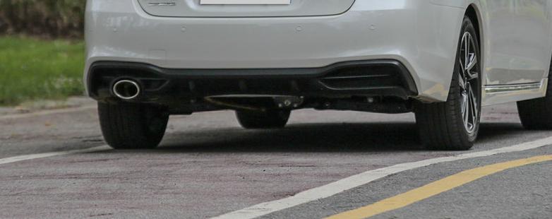 最便宜的四驱中级车！配10气囊才卖20.48万，还是全进口，真厚道