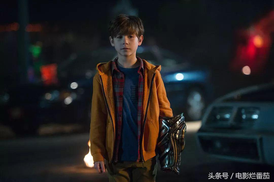 第一部铁血战士电影,铁血战士系列最值得看的