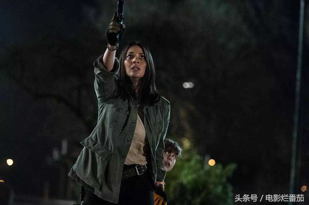 第一部铁血战士电影,铁血战士系列最值得看的