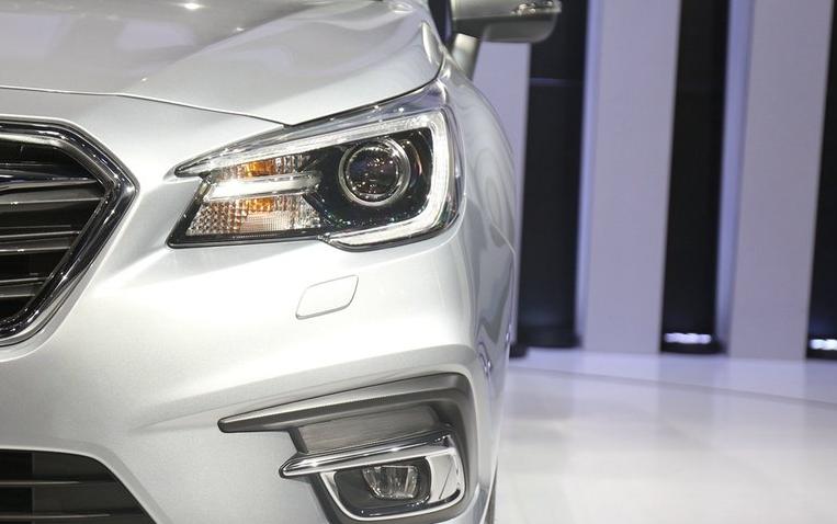 最便宜的四驱中级车！配10气囊才卖20.48万，还是全进口，真厚道