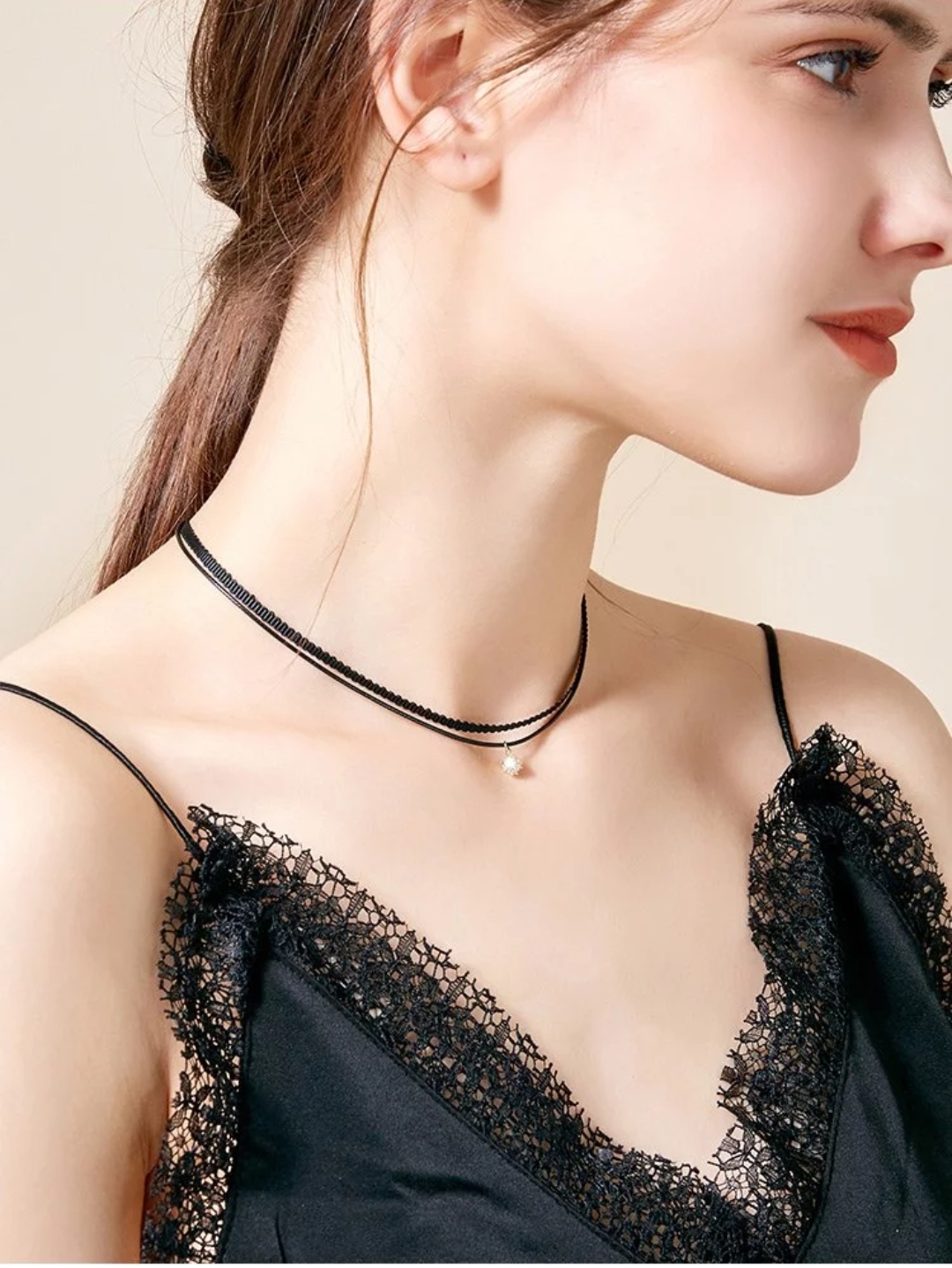 圆脸脖子短适合的锁骨链,高级时尚锁骨链百搭