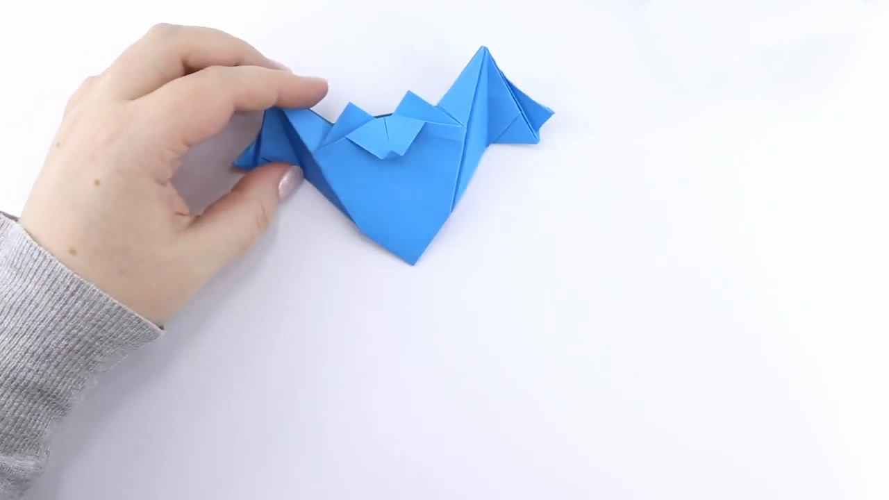 7-10岁儿童手工折纸会飞的蝙蝠,全世界最快最简单会飞的折纸蝙蝠