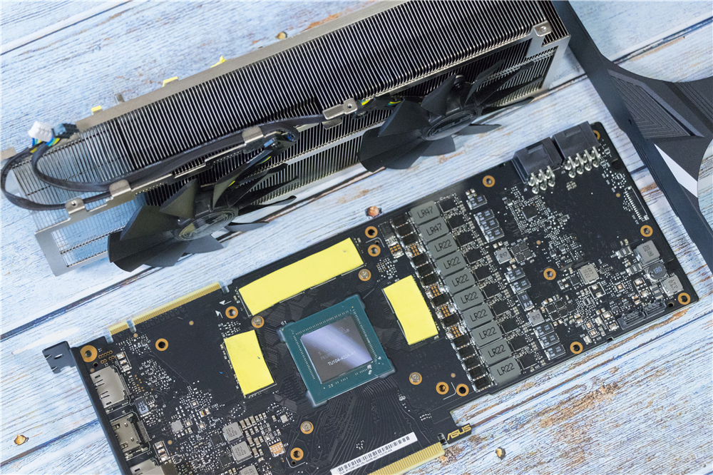 华硕rtx2080ti对比gtx1080ti,华硕rtx2080ti显卡配置推荐