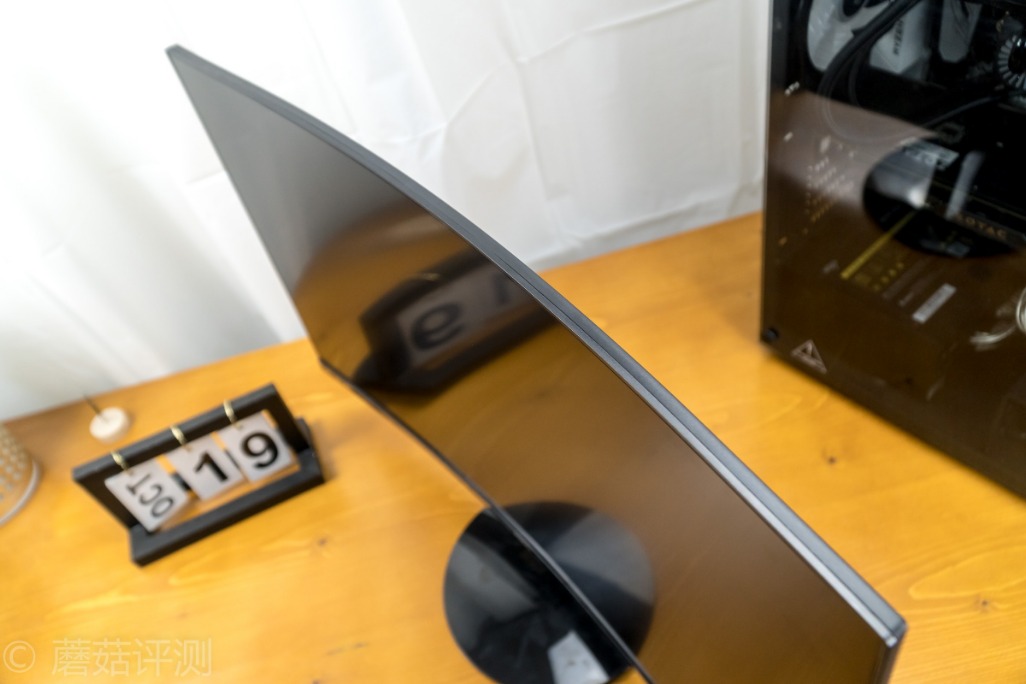 惠科27寸曲面显示器c270w拆解,惠科27qc显示器评测