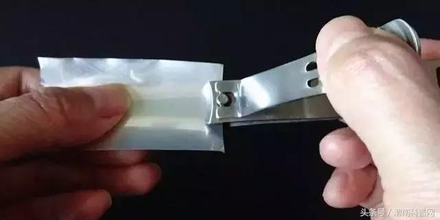 生活小贴士：指甲原来得这样剪