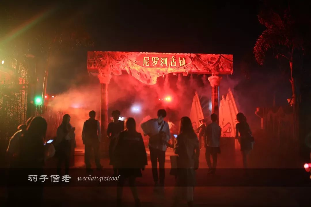 全新的故事主题模式，万圣节你敢去挑战吗