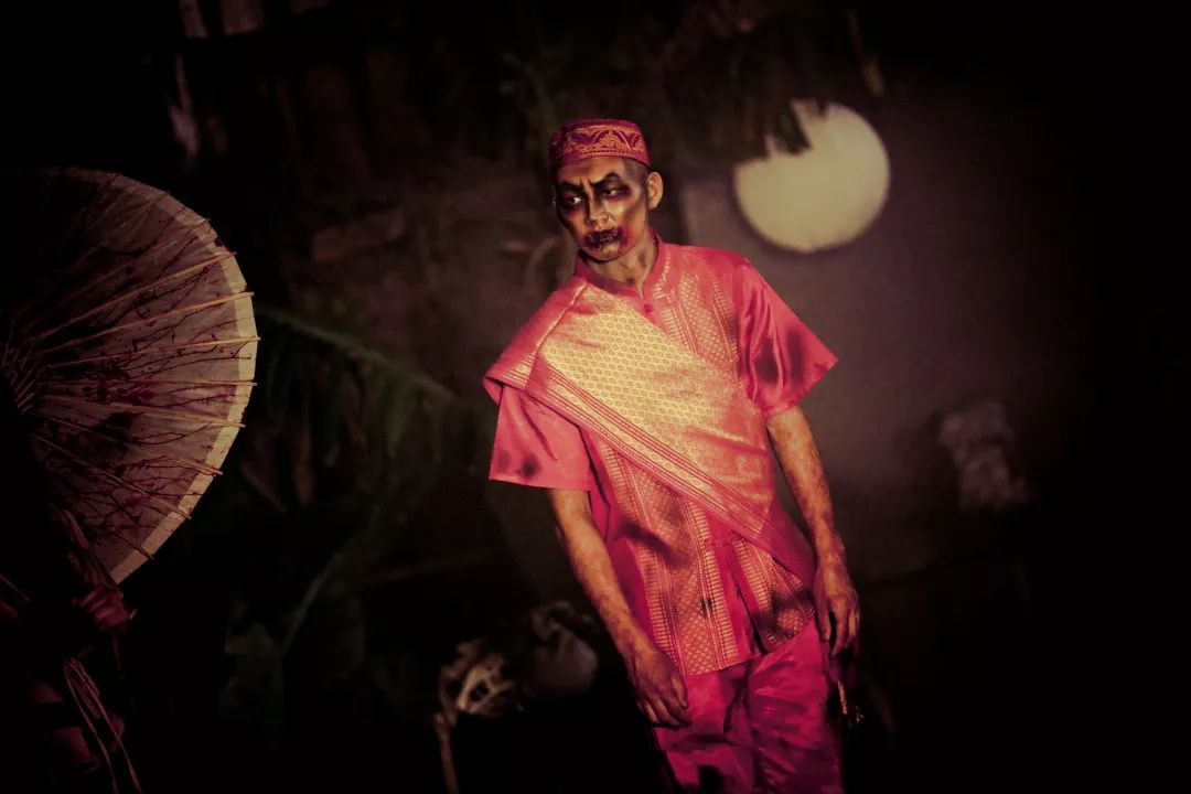 全新的故事主题模式，万圣节你敢去挑战吗