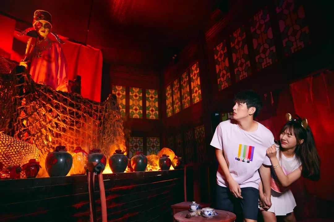 全新的故事主题模式，万圣节你敢去挑战吗