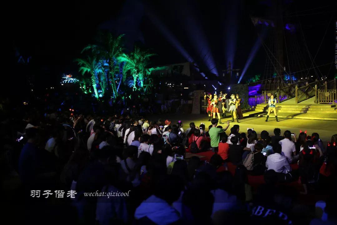 全新的故事主题模式，万圣节你敢去挑战吗