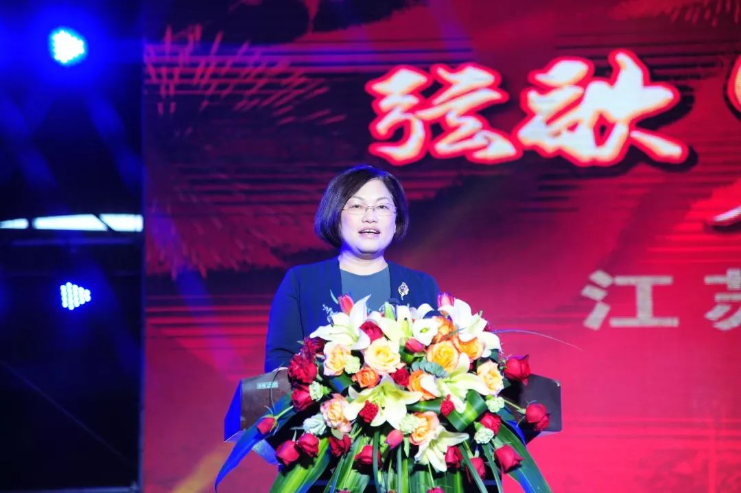 芳华90载｜您好，我的大涟中！