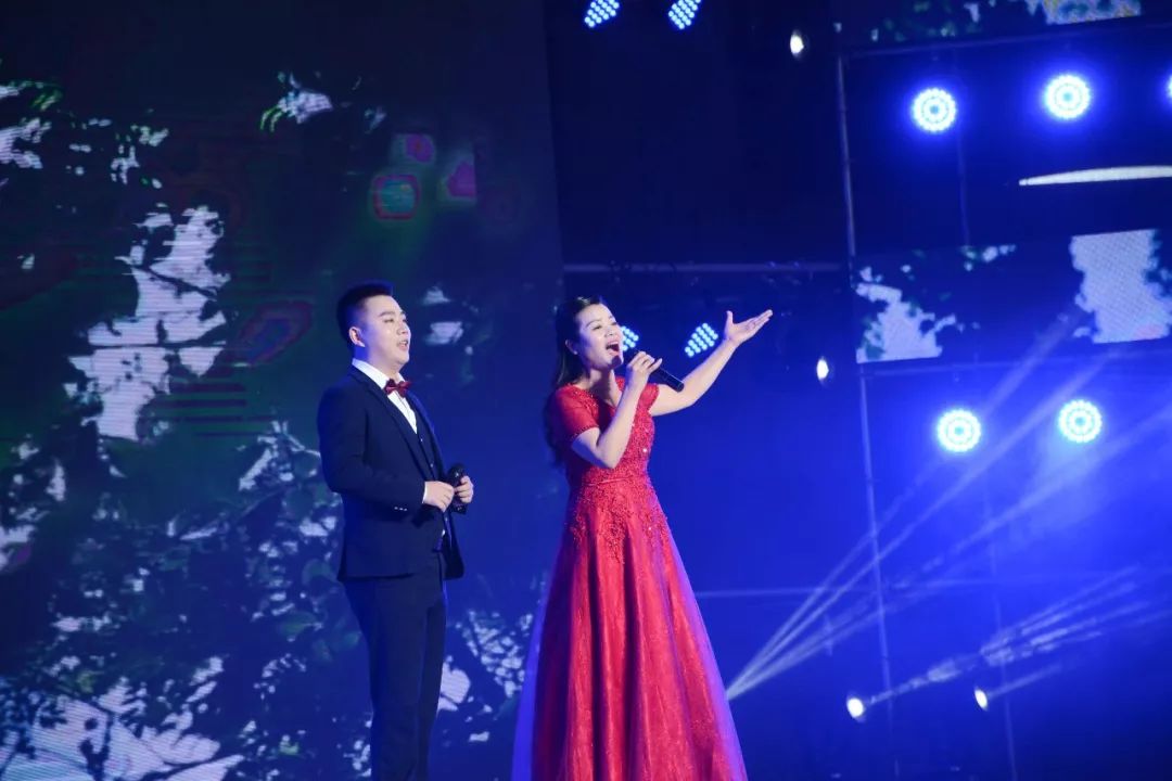 芳华90载｜您好，我的大涟中！