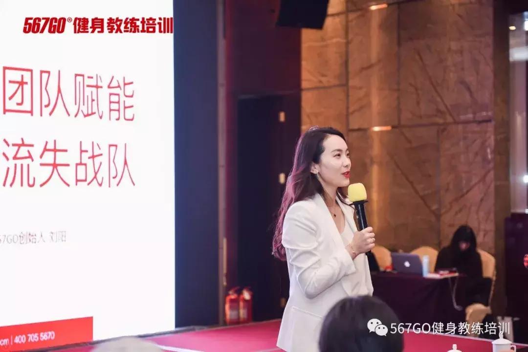一不小心把校庆做成了健身交流大会！哈哈，有多热闹？戳这里