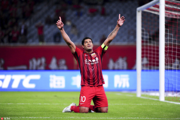 莱斯特城老板空难真相,莱斯特城老板遇难球员