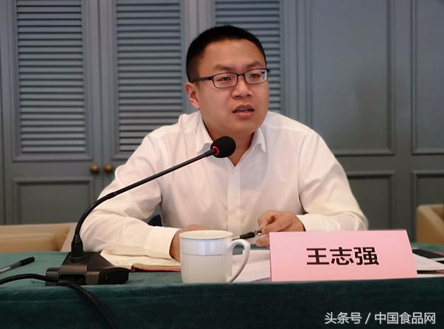 鱼丸虾丸牛肉丸墨鱼丸,鱼丸虾丸用火锅底料炒着吃