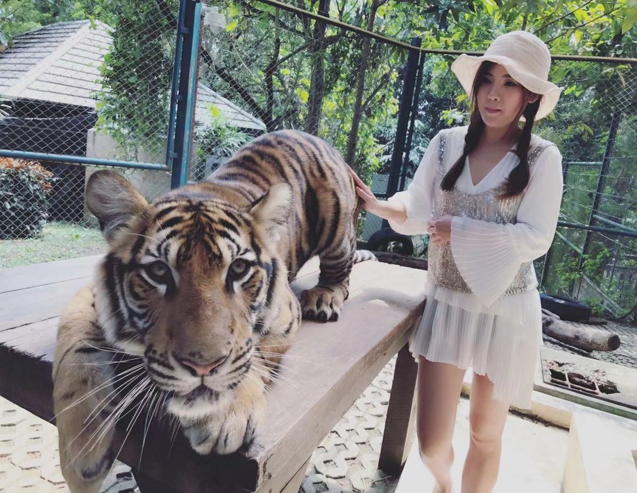 长发美美Sia丫丫带你游遍纸醉金迷曼谷小清新清迈