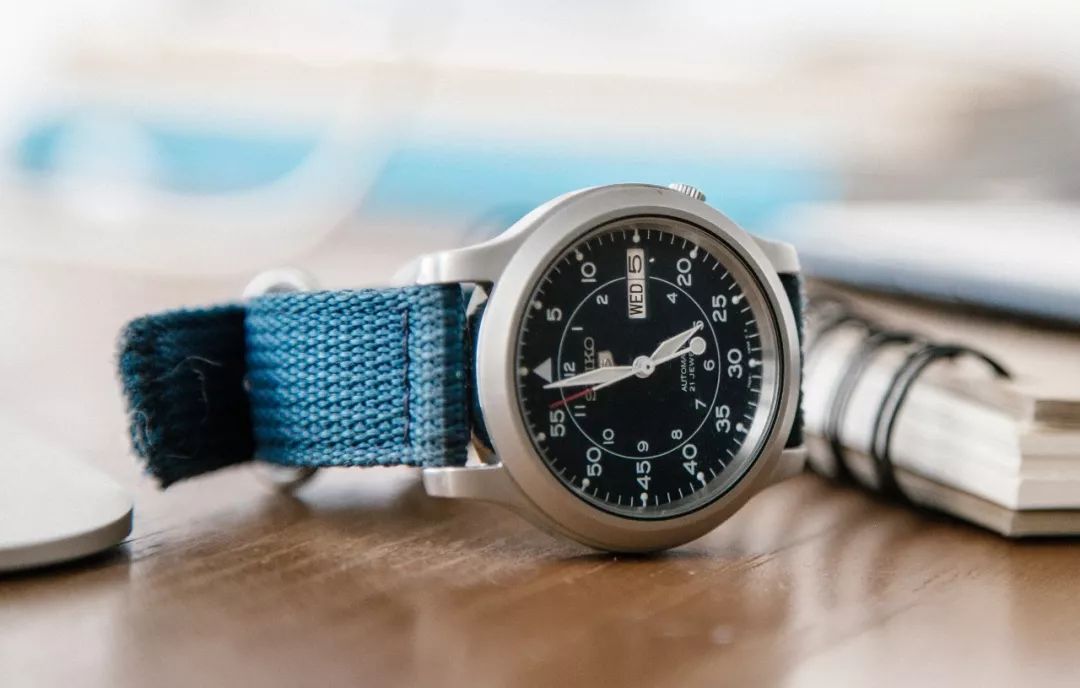 苹果手表s7表带怎么选,苹果手表女孩子选哪个表带