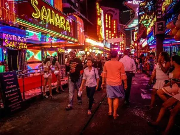 曼谷打卡地图,曼谷三大夜市攻略