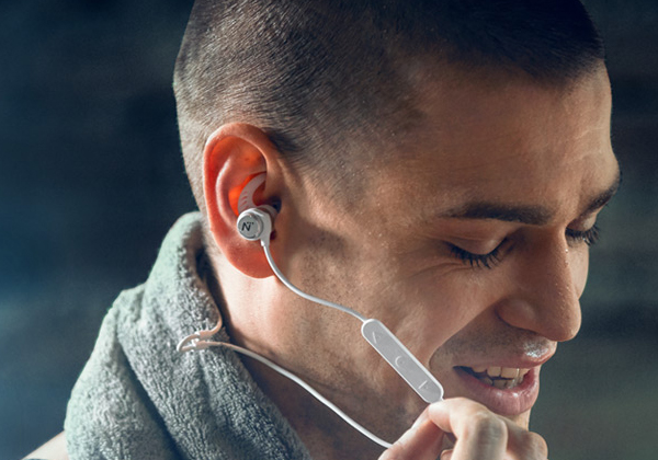 畅快不拘束,无线更自在,网易智造送你C位出道