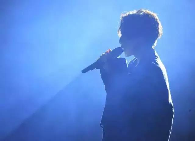 林宥嘉恋爱前后的反差,为什么林宥嘉是禁欲系