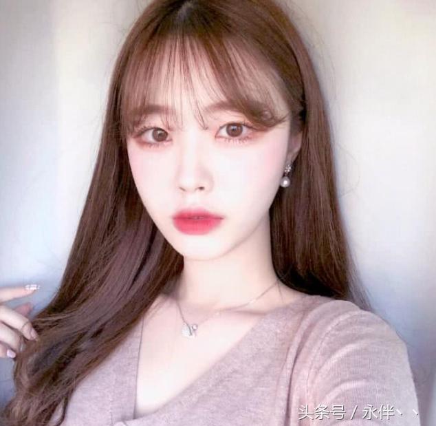 当女生来大姨妈时正确的应对方式,女生来大姨妈男生要注意的事项