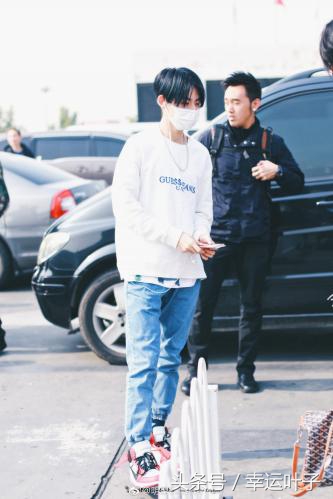 周汤豪aj3,周汤豪黑黄aj