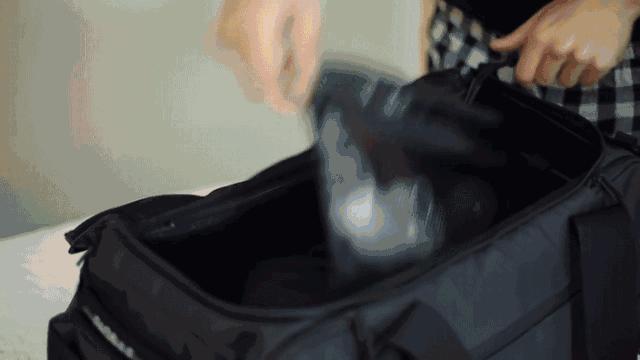 外国人发明悬浮背包的视频,美国人发明的一个小玩意