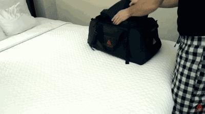 外国人发明悬浮背包的视频,美国人发明的一个小玩意