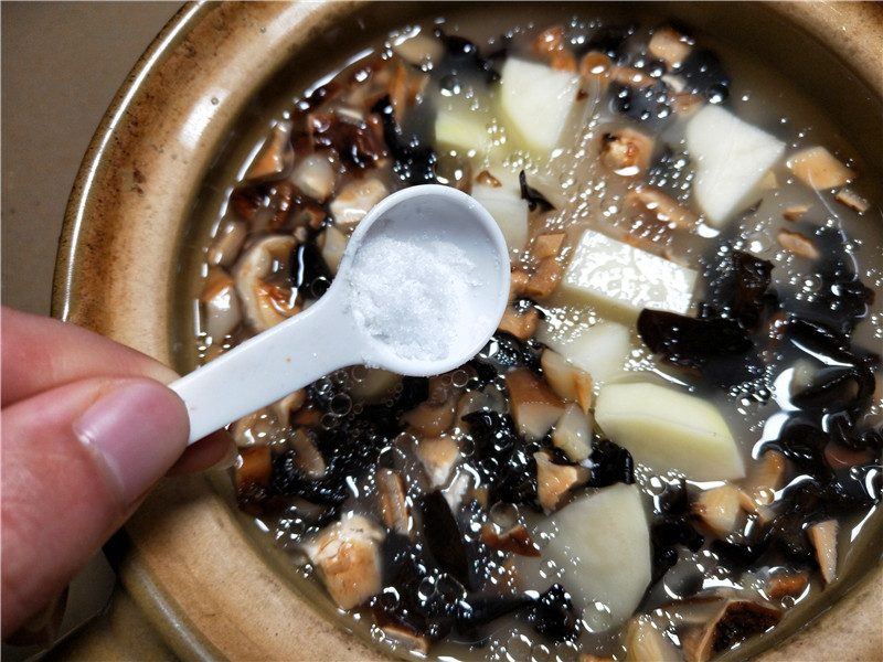 广式煲仔饭如何有锅巴,广式正宗煲仔饭做法