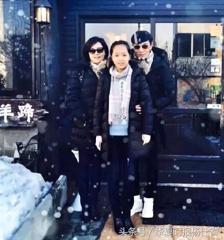 我只对女生感兴趣的英文,我只对女人感兴趣