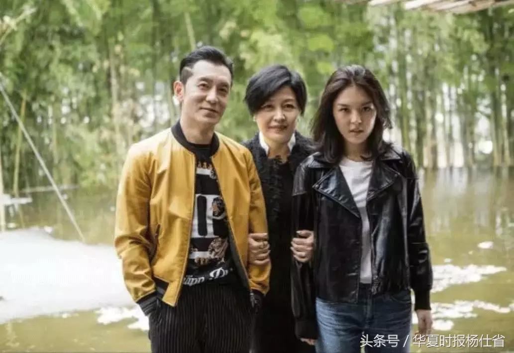 我只对女生感兴趣的英文,我只对女人感兴趣