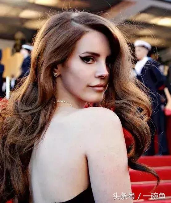 黄皮显白发色hellobubble,2020流行发色显白黄皮不漂冷色系