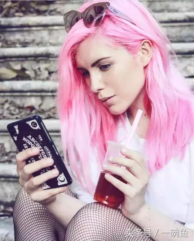 黄皮显白发色hellobubble,2020流行发色显白黄皮不漂冷色系