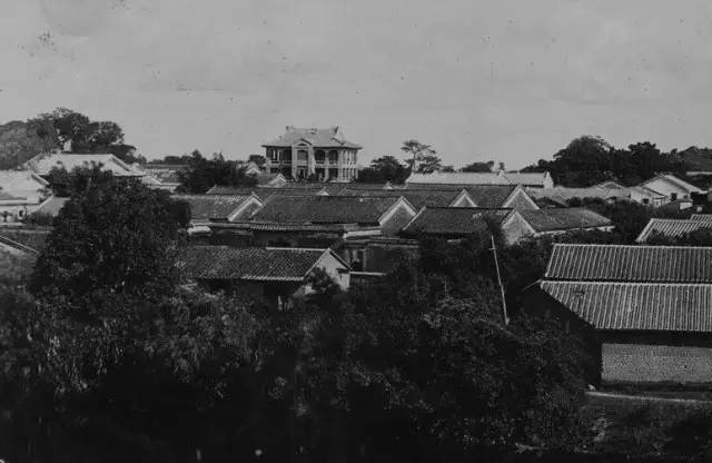 江阳现实版,我是江小白白酒图片