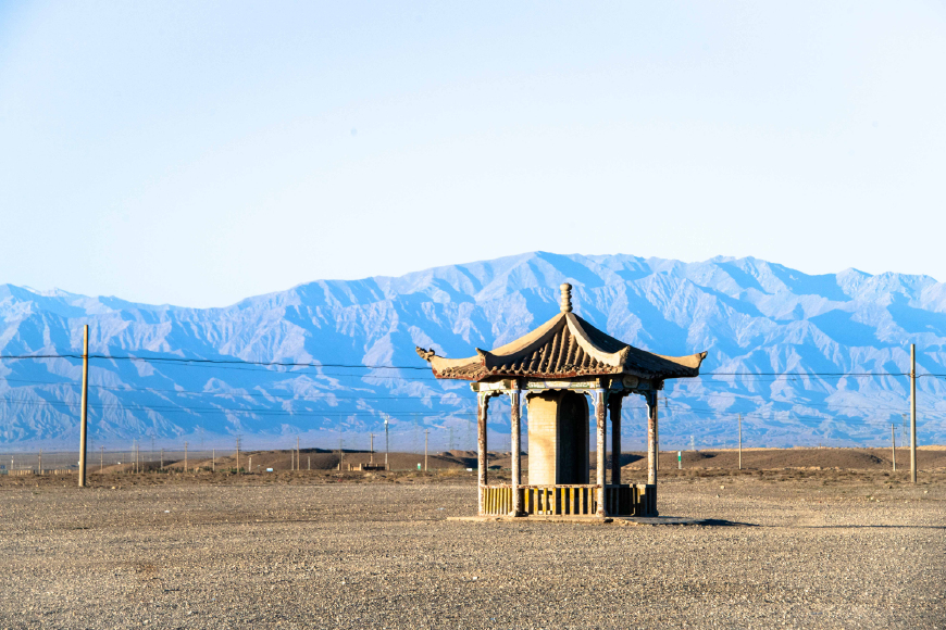 西北第一哨所景点,中国边境的神奇古寨