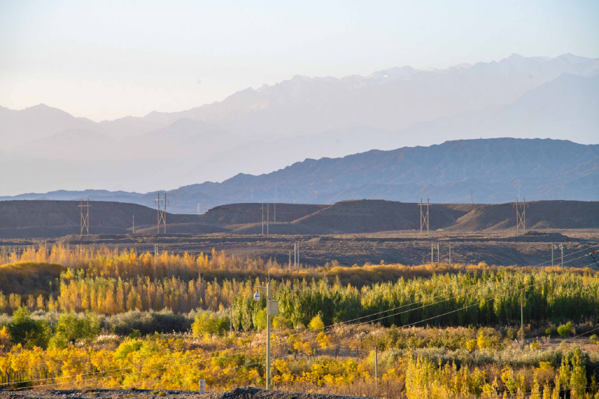 西北第一哨所景点,中国边境的神奇古寨
