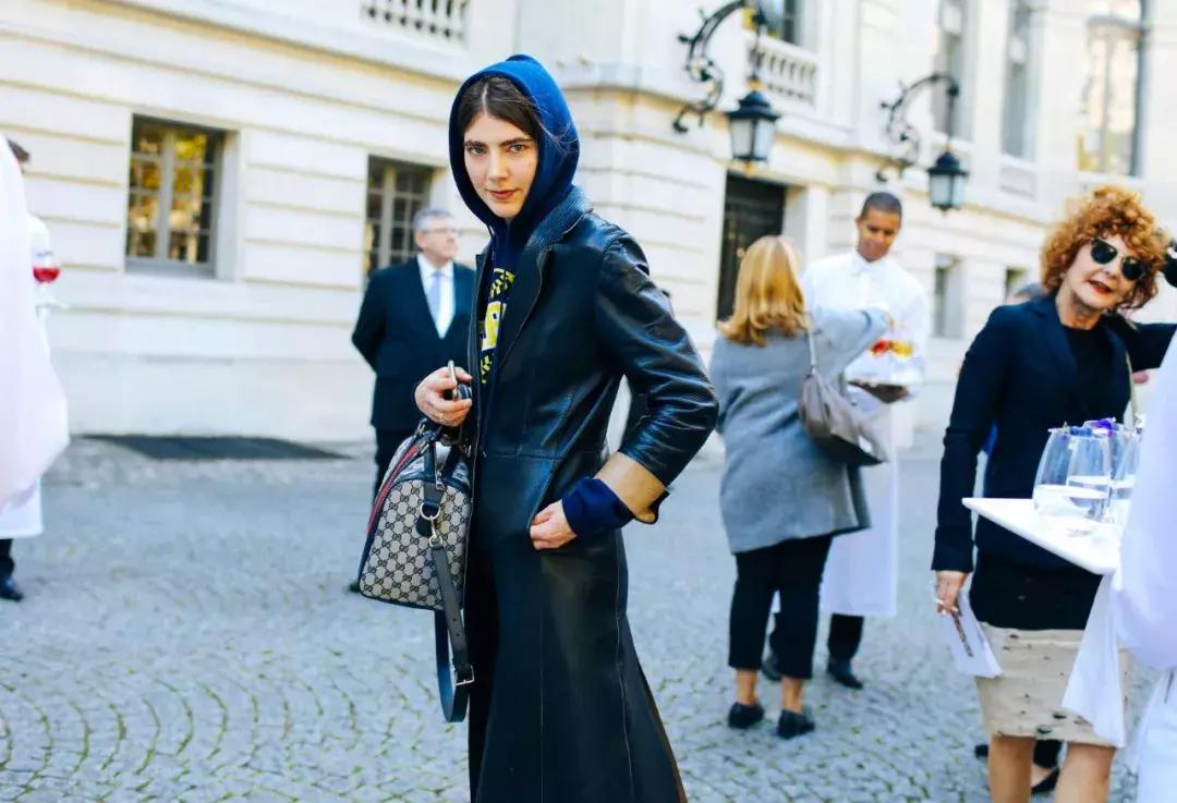 秋冬款的各式大衣教你应该怎样穿,呢子大衣到底怎么穿好看