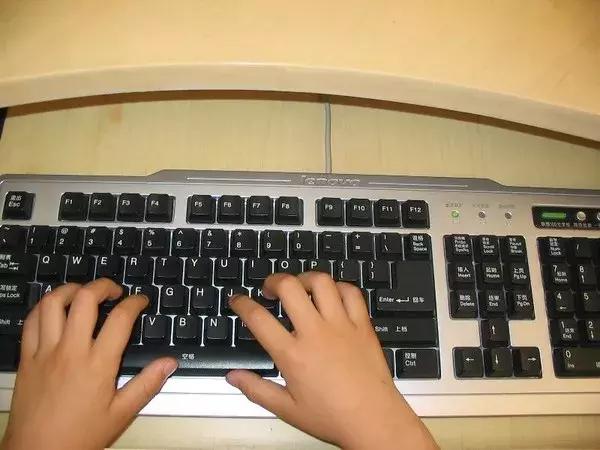 专家告诉你:网上兼职打字日薪300套路有多深!